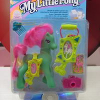 MLP G2 My Little Pony MERRY MOMENTS 1998 Hasbro GiG Secret Surprise Friends