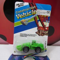 CONSTRUCTION VEHICLES Bulldozer Excavator Die Cast Welly 8310B