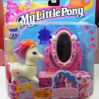 MLP G2 My Little Pony LADY LIGHT HEART 1998 Hasbro GiG Royal Lady Ponies