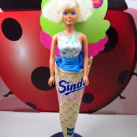 SINDY ICE CREAM Doll MINT Flavor 18643 Hasbro #2