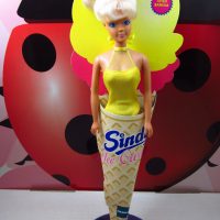 SINDY ICE CREAM Doll VANILLA Flavor 18643 Hasbro #3